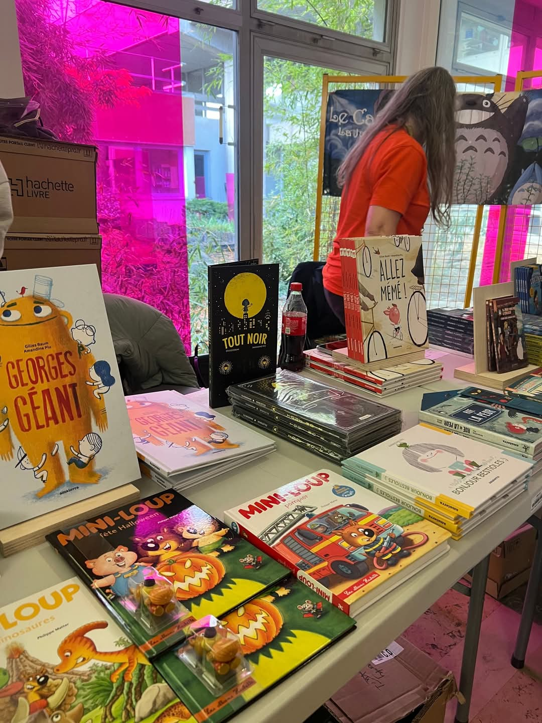 Stand de livres au CHU de Hautepierre